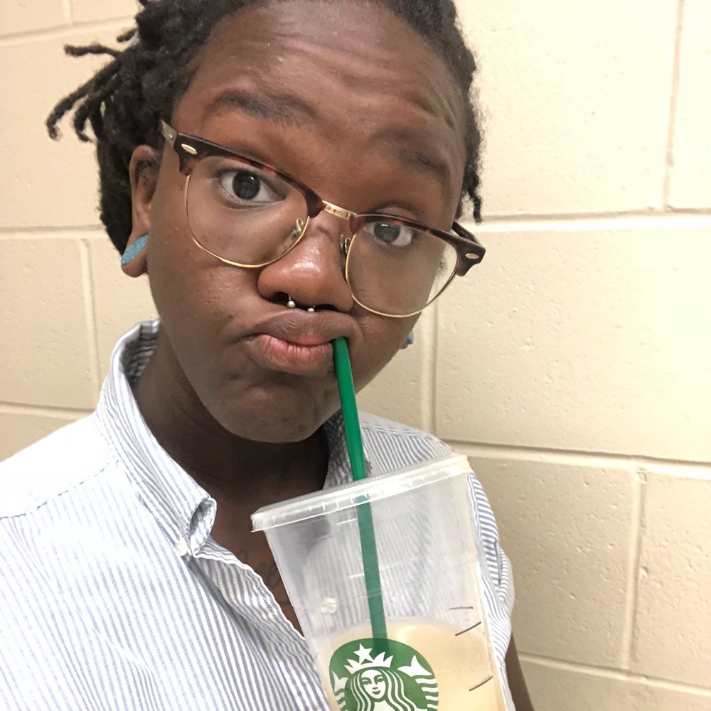 Meet your Posher, Rochelle